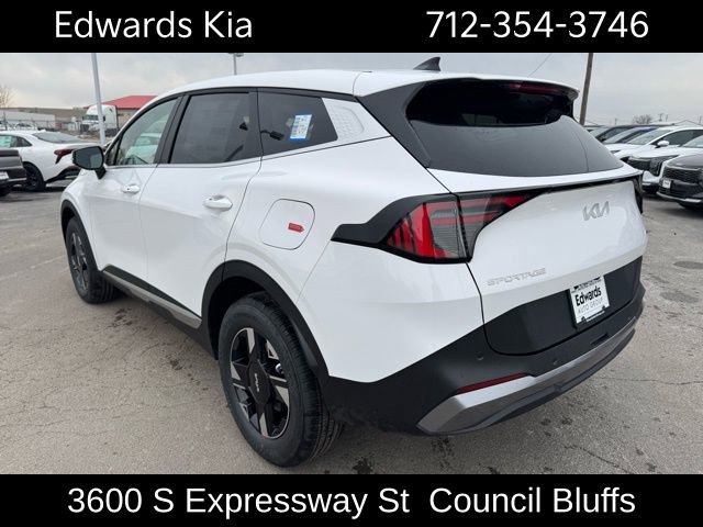 New 2026 Kia Sportage LX image 8