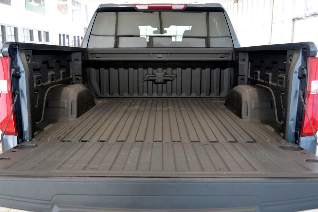 Used 2021 Chevrolet Silverado 1500 Custom w/ LPO, Dark Essentials Package AWD/4WD image 30
