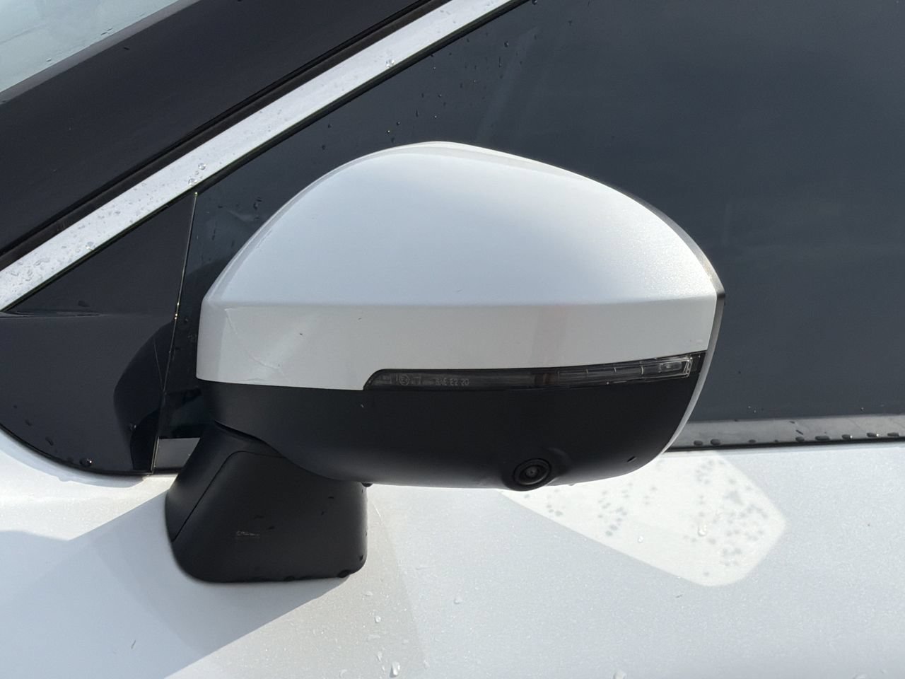 Used 2024 Nissan Rogue Platinum FWD image 34