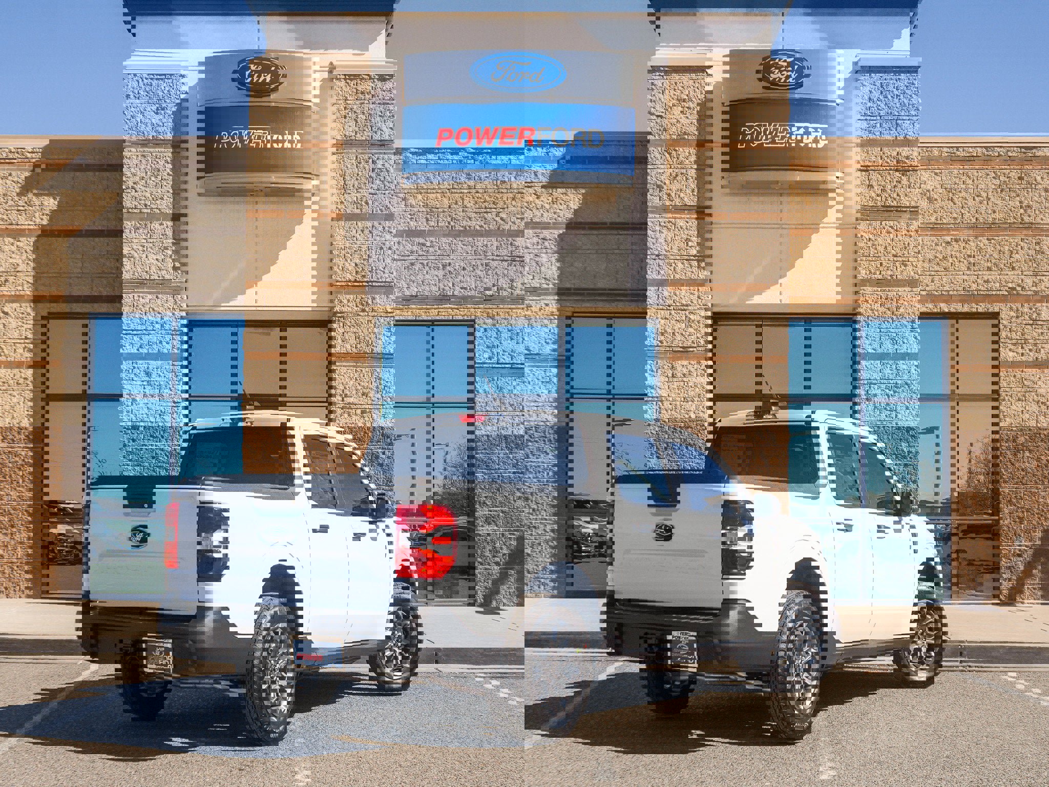 New 2026 Ford Maverick XLT image 6