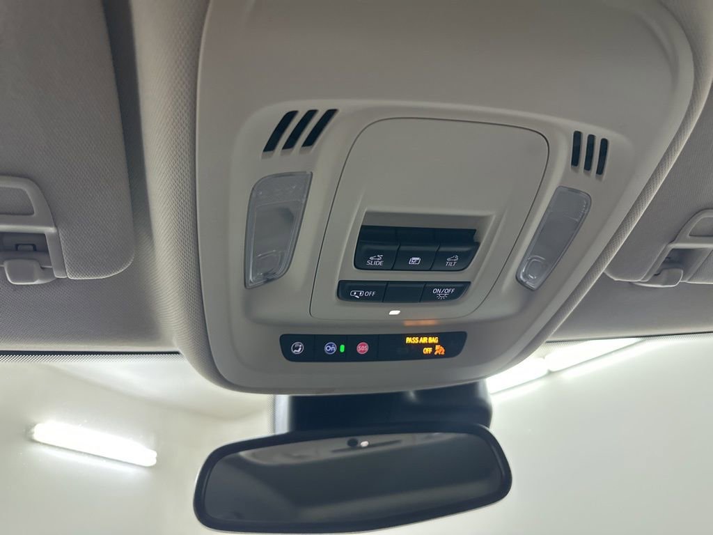 Certified 2021 Buick Envision Essence image 46