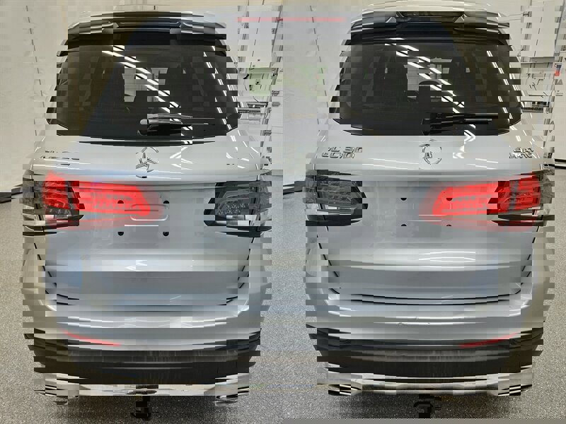 Used 2017 Mercedes-Benz GLC 300 4MATIC image 6