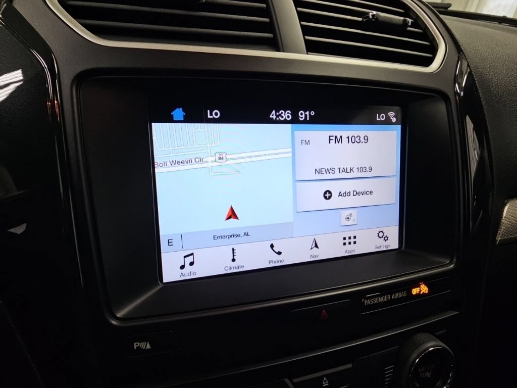 Used 2018 Ford Explorer XLT w/ Equipment Group 202A FWD image 15