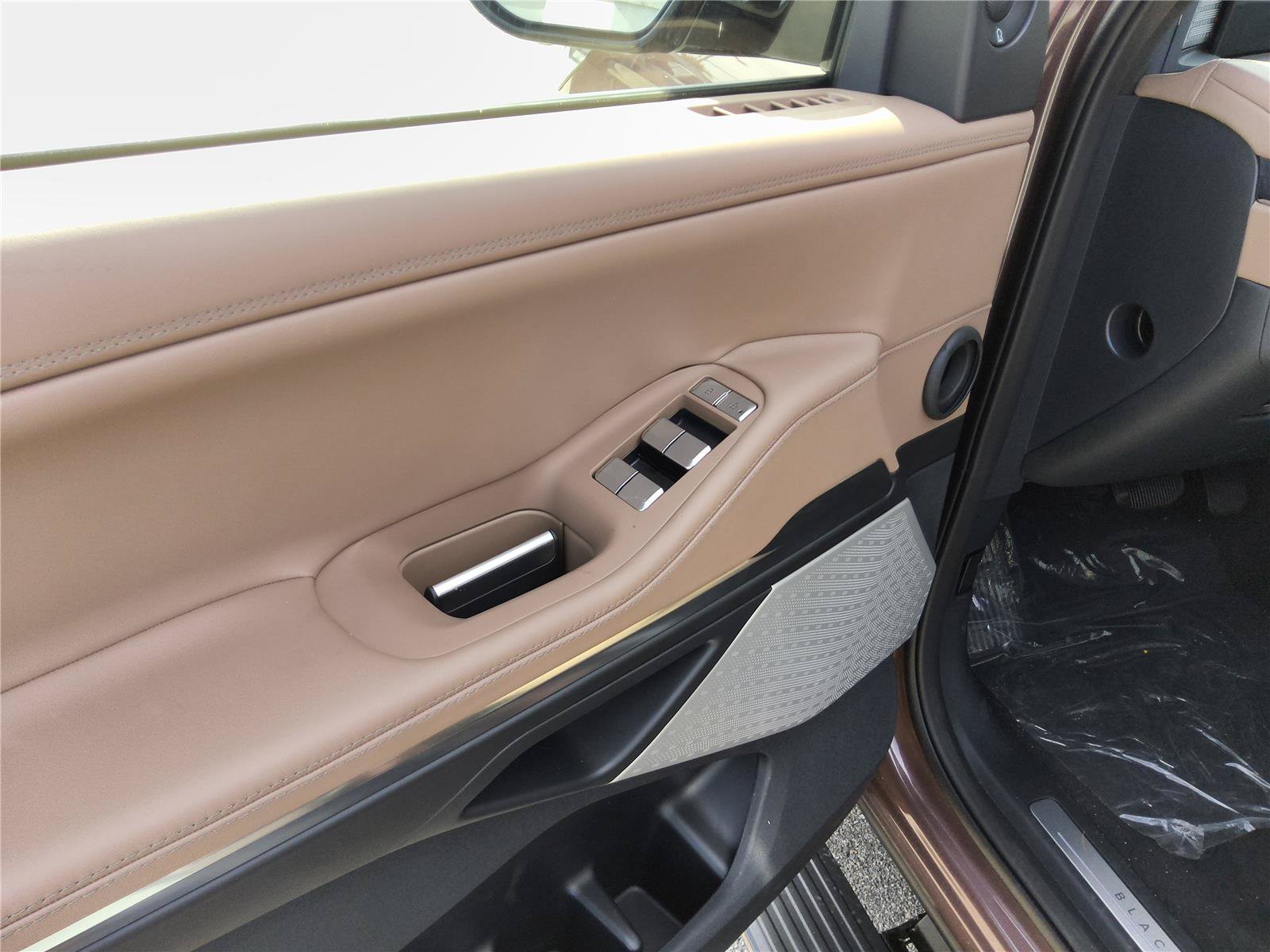 New 2027 Lincoln Navigator Black Label AWD/4WD image 12