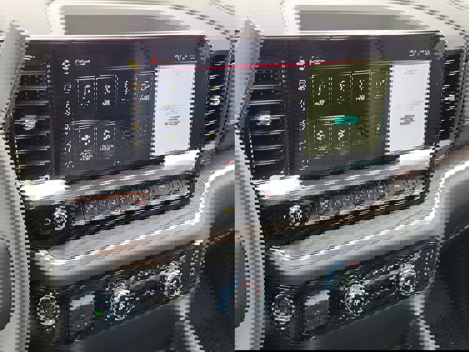 New 2026 GMC Sierra 2500 SLT w/ SLT Convenience Package image 12