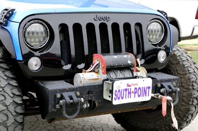 Used 2015 Jeep Wrangler Unlimited Willys image 3