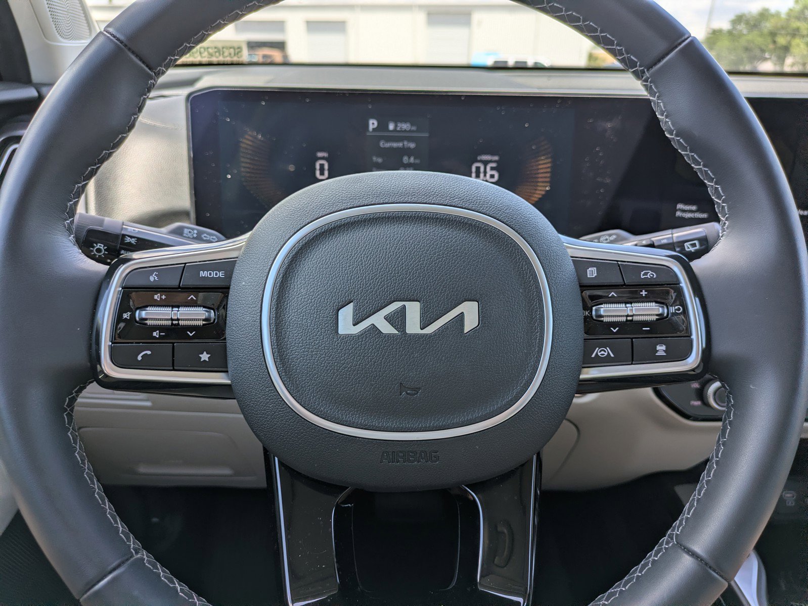 Certified 2025 Kia Sorento S w/ Panoramic Sunroof Package FWD image 22