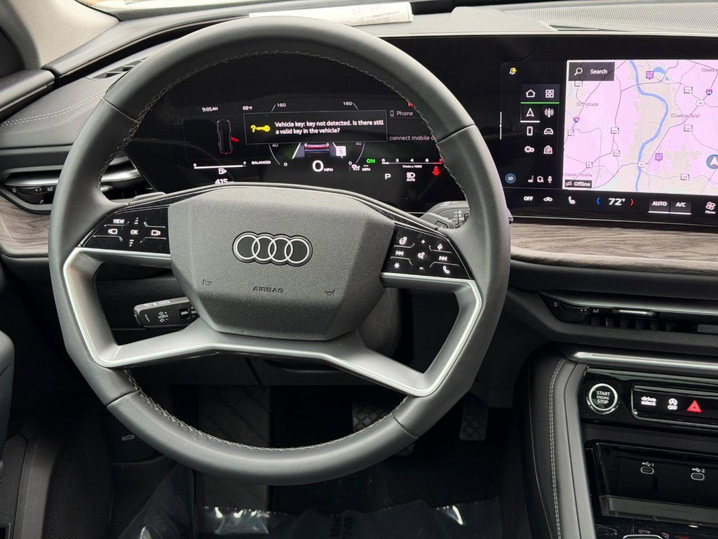 Used 2025 Audi Q5 Premium w/ Convenience Package image 12