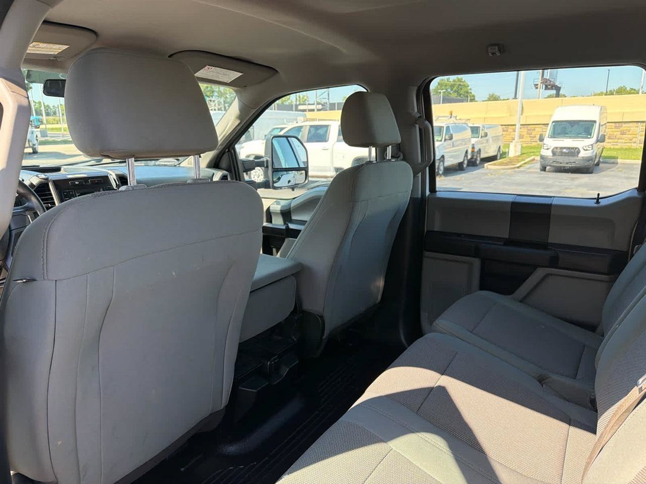 Used 2017 Ford F250 XL w/ Power Equipment Group AWD/4WD image 17
