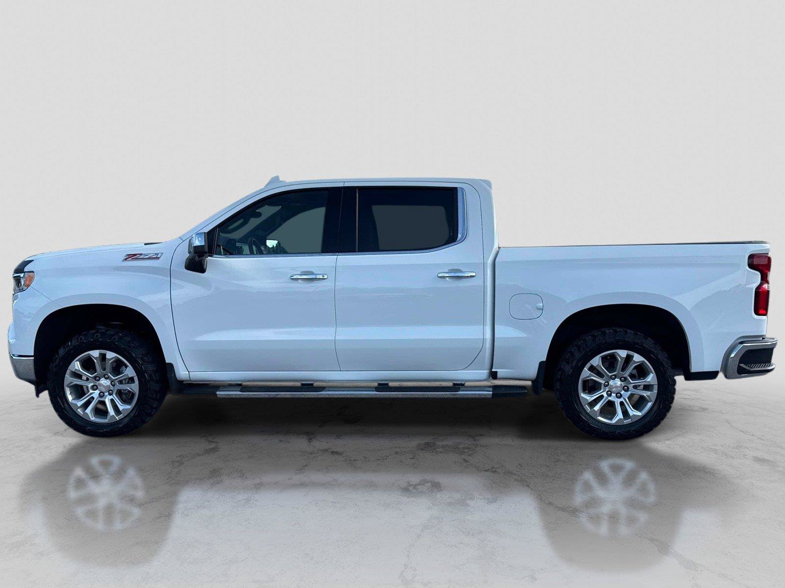Used 2026 Chevrolet Silverado 1500 LTZ w/ LTZ Premium Package AWD/4WD image 8