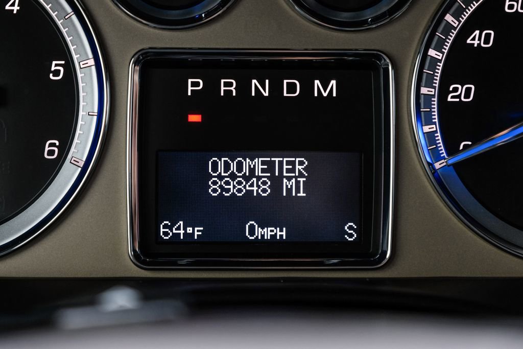 Used 2013 Cadillac Escalade Platinum AWD/4WD image 25