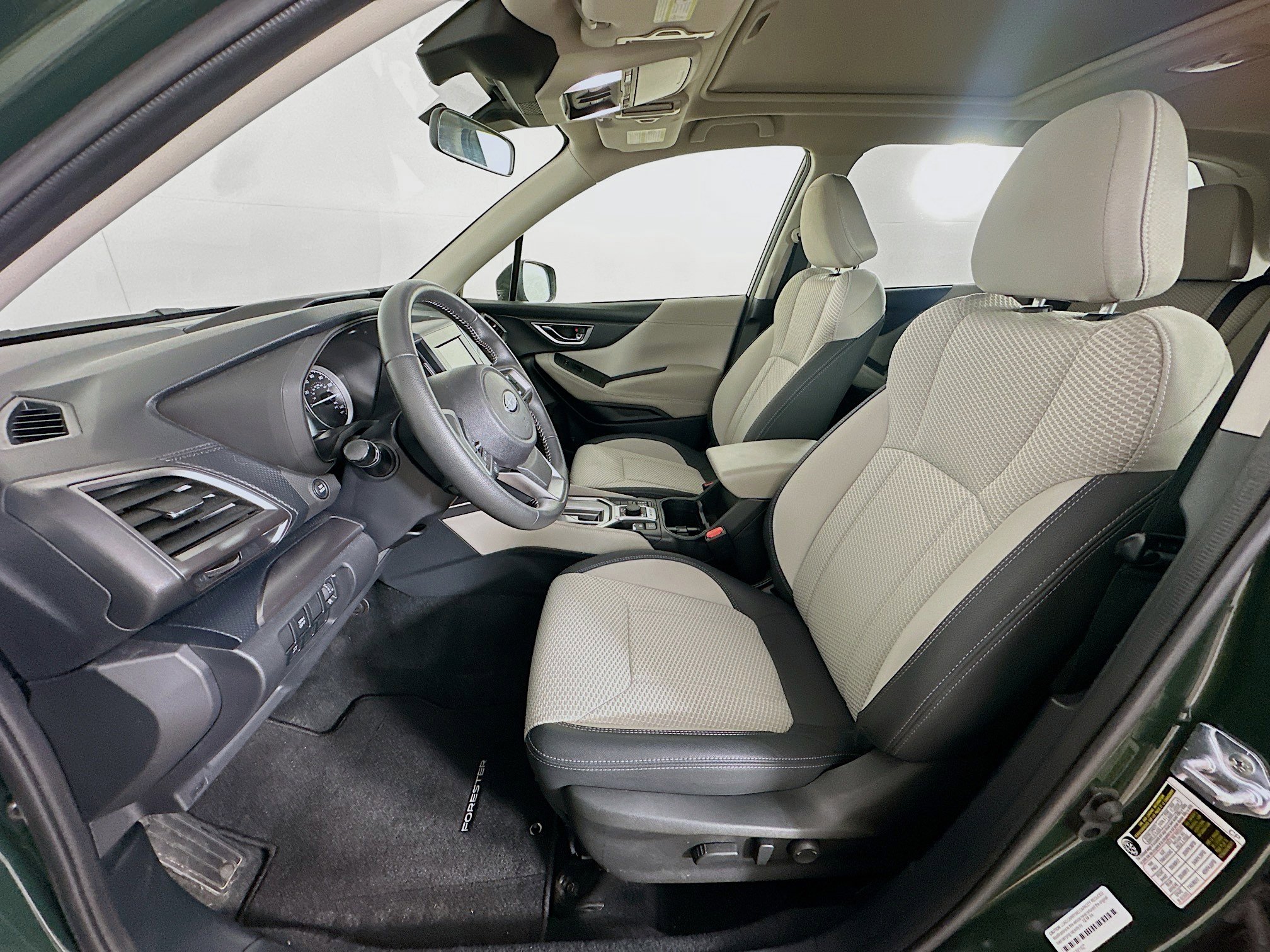 Used 2024 Subaru Forester Premium image 13