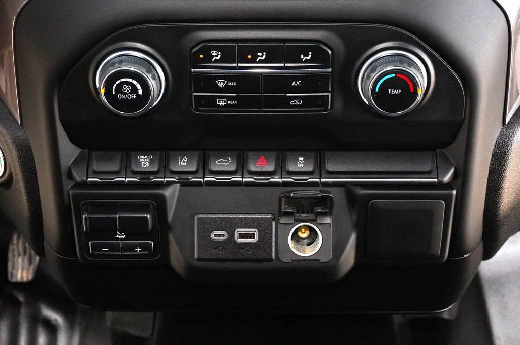 Used 2024 Chevrolet Silverado 3500 W/T image 14