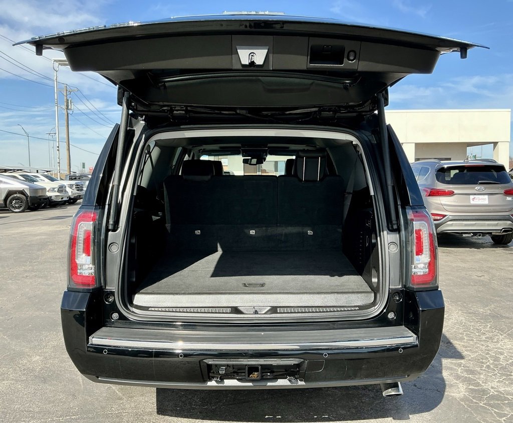 Used 2019 GMC Yukon XL Denali w/ Denali Ultimate Package image 17