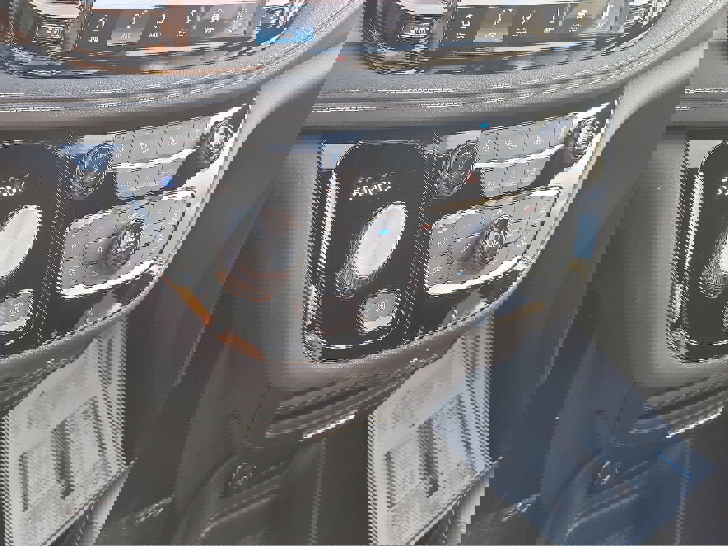 New 2026 Chrysler Pacifica Select image 19