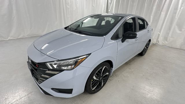 New 2025 Nissan Versa SR w/ Trunk Package image 7