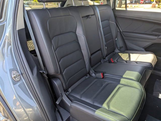 Used 2019 Volkswagen Tiguan SEL Premium AWD/4WD image 30