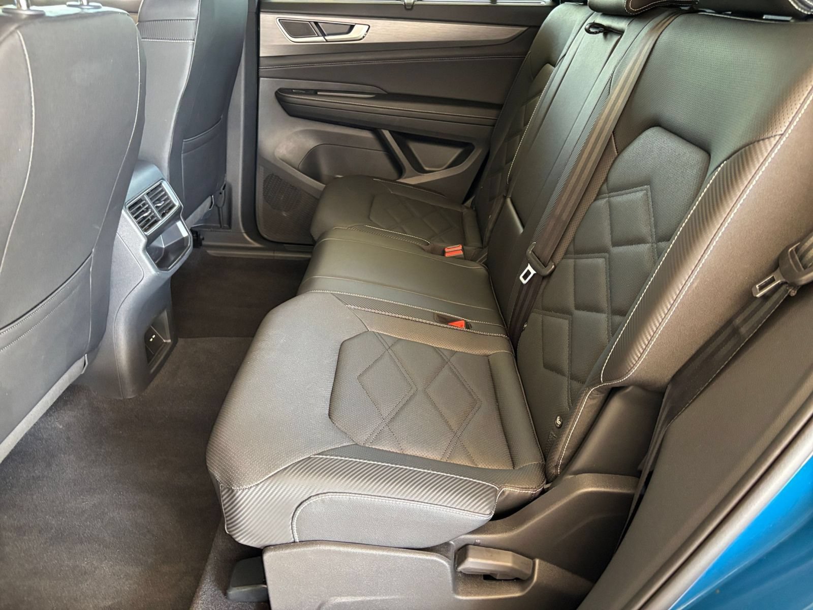 Used 2026 Volkswagen Atlas Cross Sport SE AWD/4WD image 26