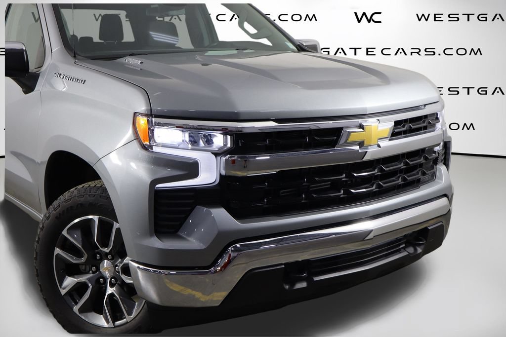 Used 2024 Chevrolet Silverado 1500 LT AWD/4WD image 46