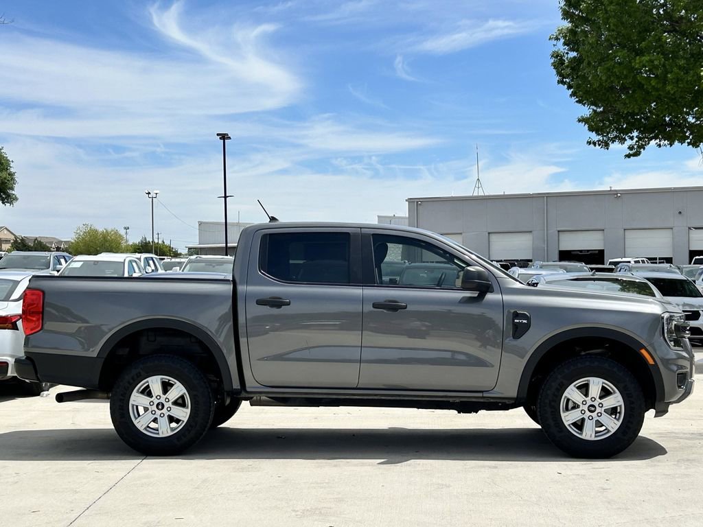 Used 2025 Ford Ranger XL image 3