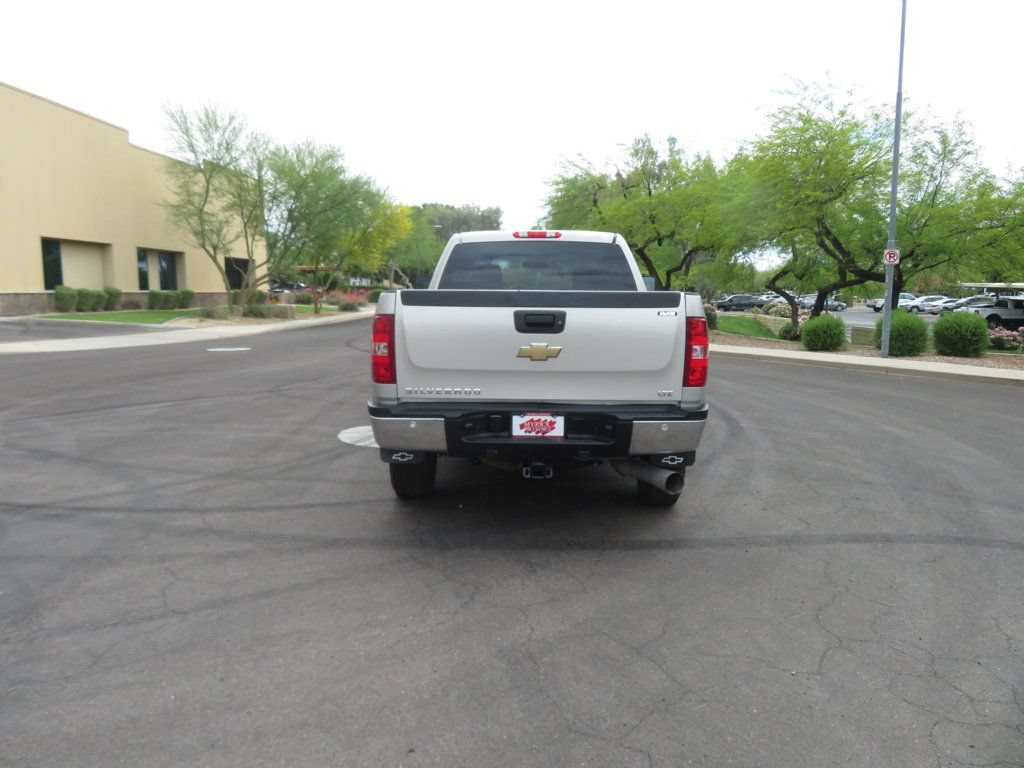 Used 2008 Chevrolet Silverado 2500 LTZ w/ Safety Package AWD/4WD image 12