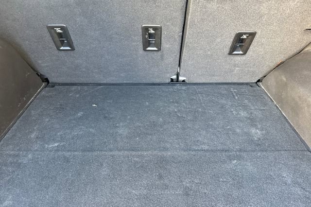 Used 2019 Chevrolet Equinox LS image 17