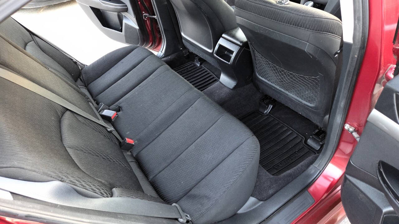 Used 2010 Subaru Legacy 2.5i Premium AWD/4WD image 42