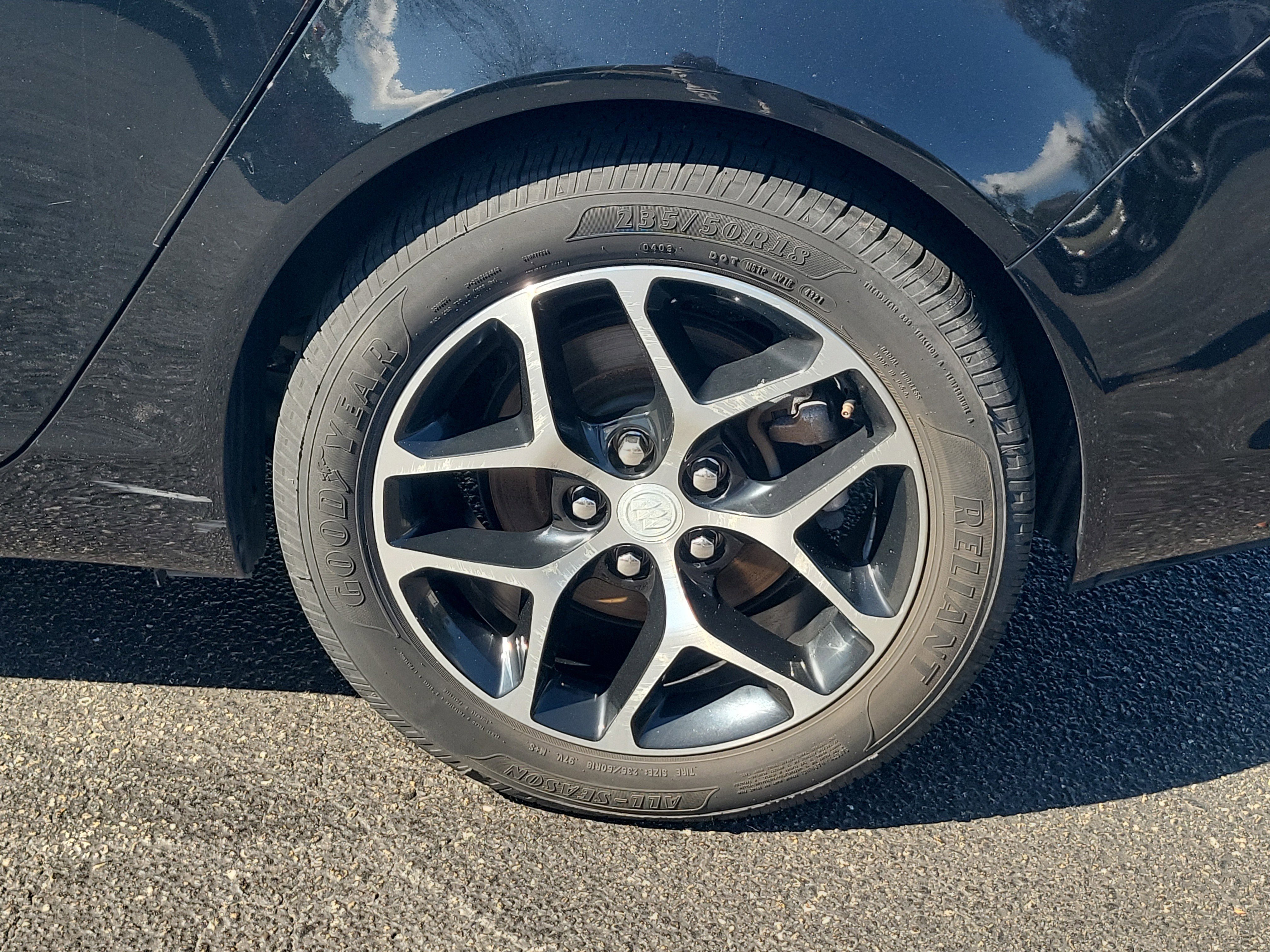 Used 2017 Buick Regal Sport Touring image 12