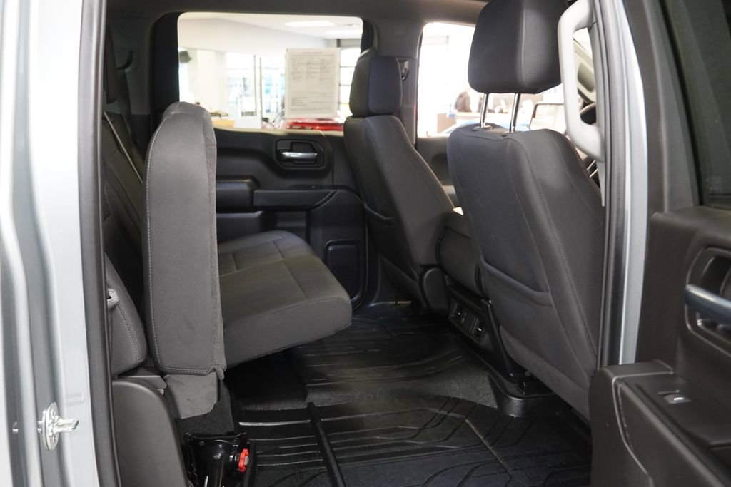 Used 2025 Chevrolet Silverado 1500 Custom image 23