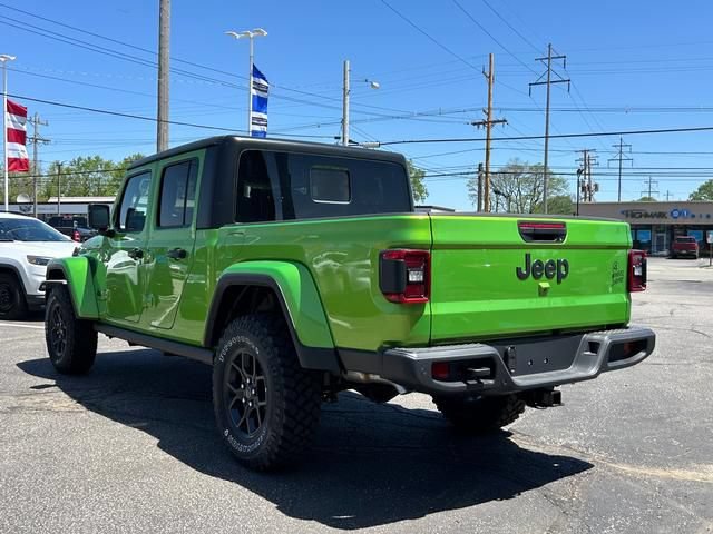 New 2025 Jeep Gladiator Sport AWD/4WD image 5