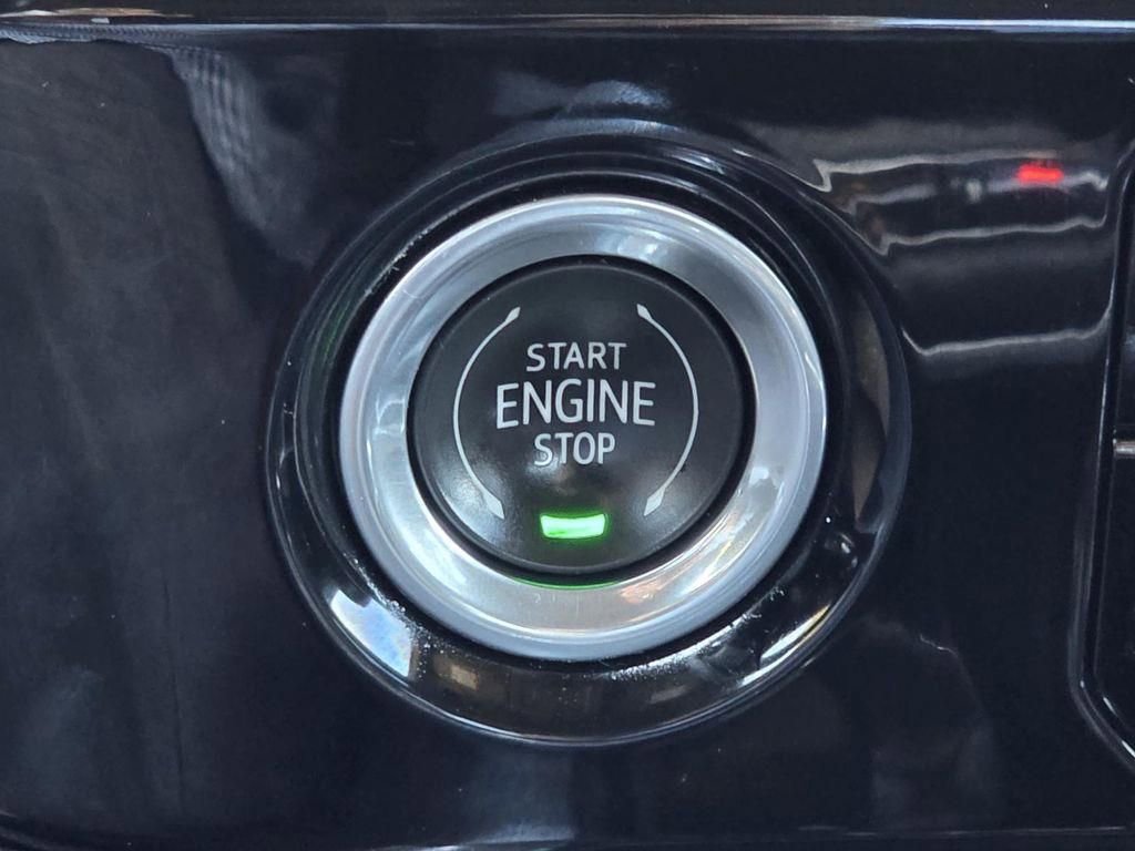 Used 2023 Chevrolet Silverado 1500 RST image 14