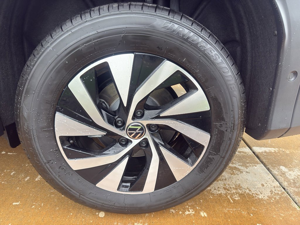 New 2026 Volkswagen Tiguan S image 17