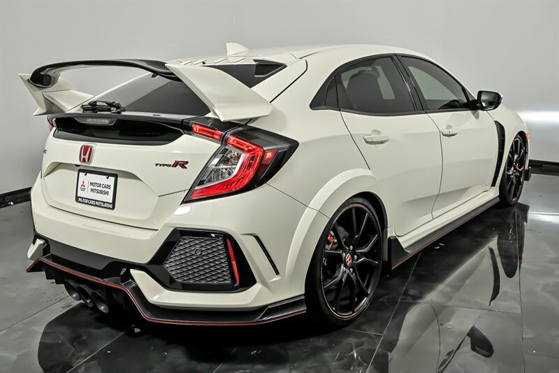 Used 2019 Honda Civic Type R image 9