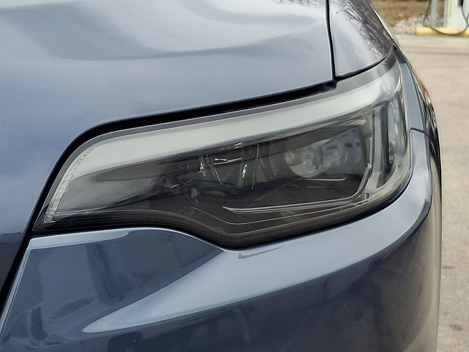 Used 2021 Jeep Cherokee Latitude Lux w/ Comfort/Convenience Group image 9