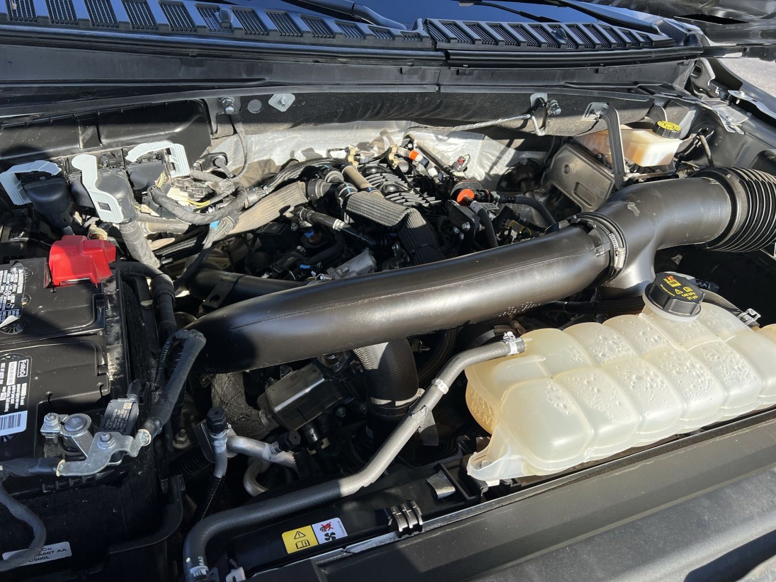 Used 2024 Ford Expedition Limited image 29