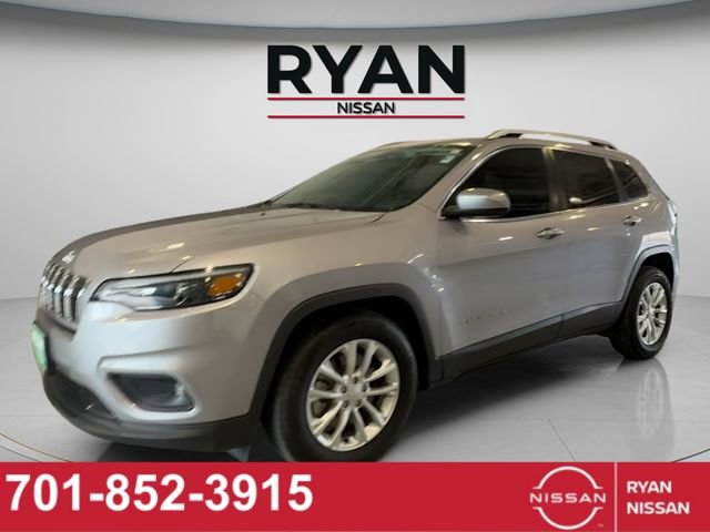 Used 2019 Jeep Cherokee Latitude w/ Popular Appearance Group image 2