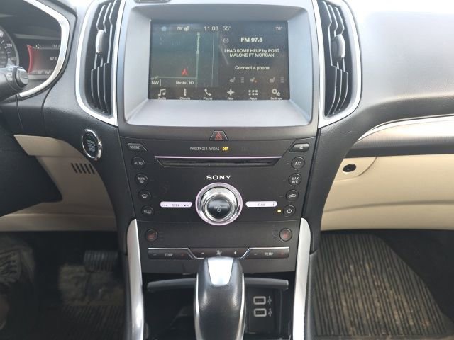 Used 2018 Ford Edge Titanium w/ Ford Safe & Smart Package image 15