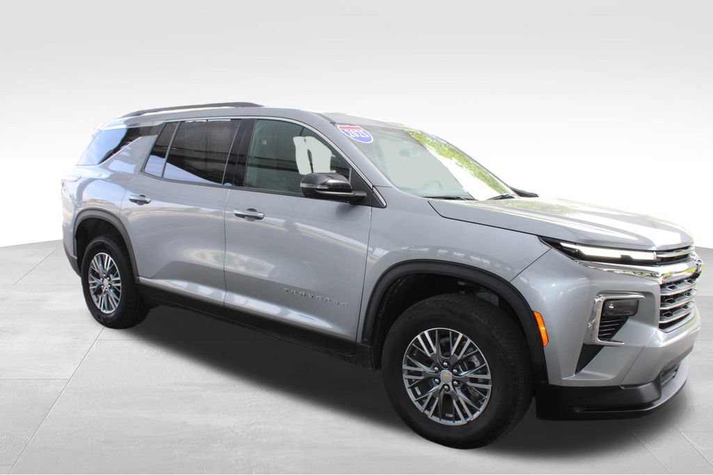 Used 2025 Chevrolet Traverse LT AWD/4WD image 20