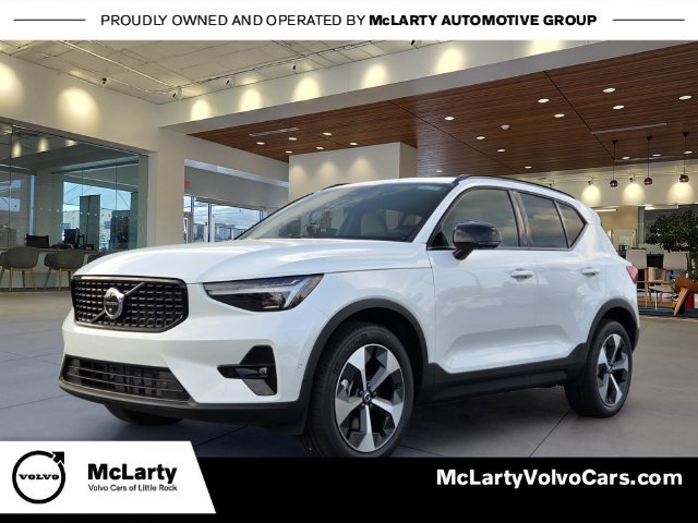 New 2026 Volvo XC40 B5 Plus w/ Protection Package Premier AWD/4WD 360° Tour