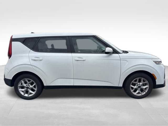 Used 2022 Kia Soul LX w/ Technology Package image 9