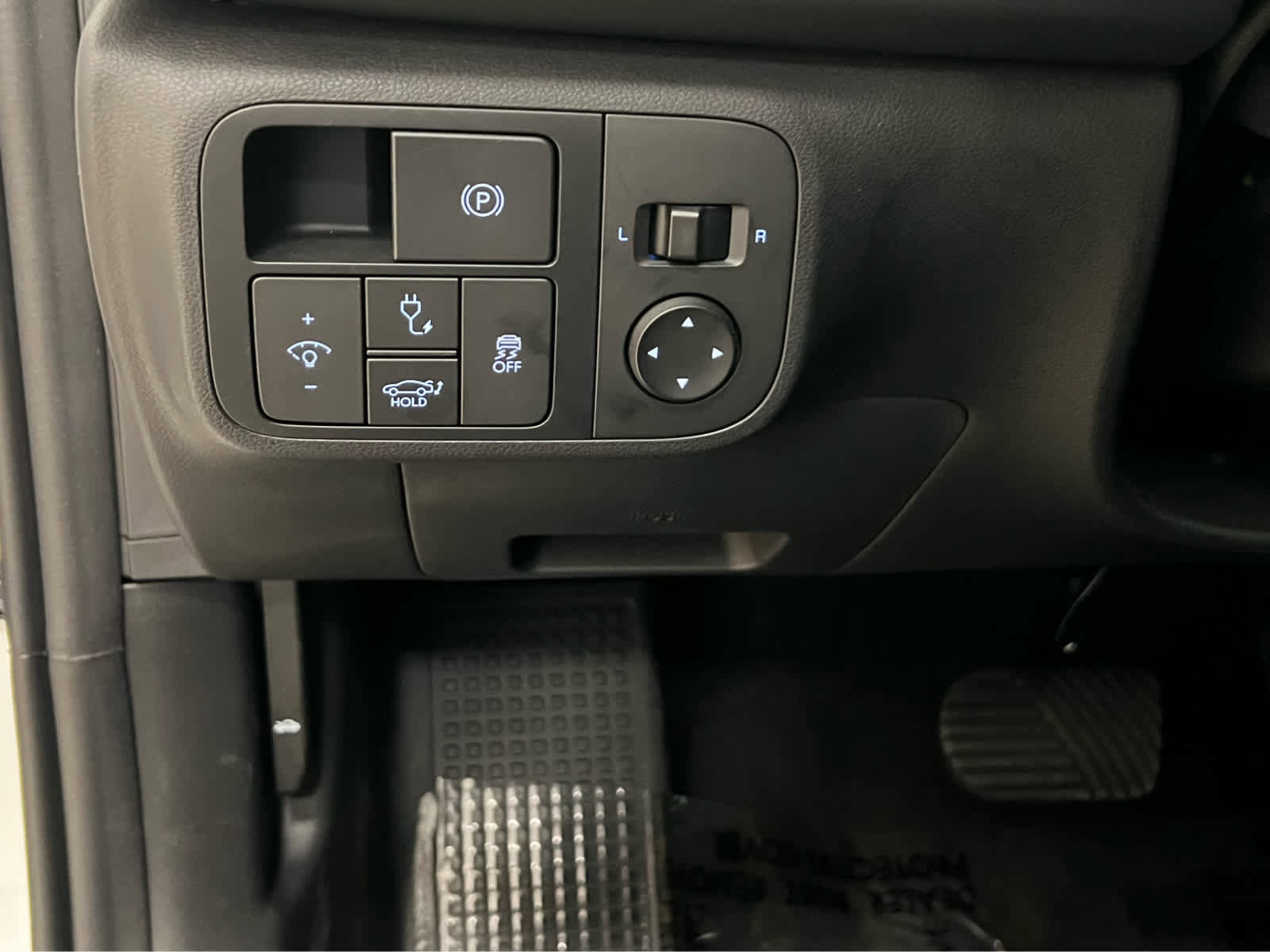 New 2025 Hyundai Ioniq 6 SE image 30