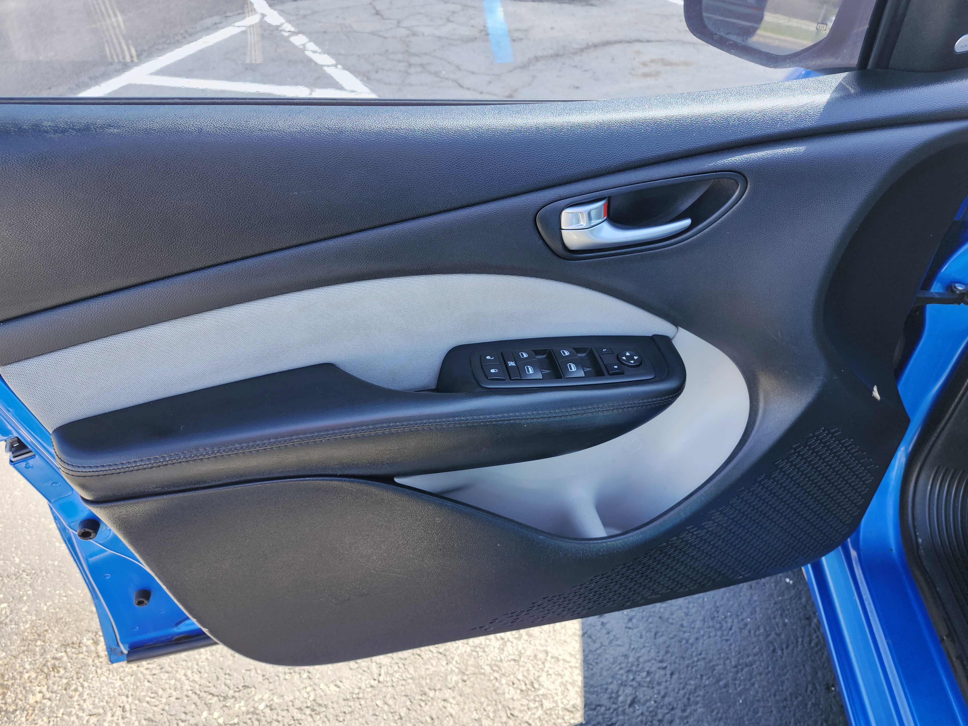 Used 2015 Dodge Dart SXT w/ Sun/Sound Group image 23