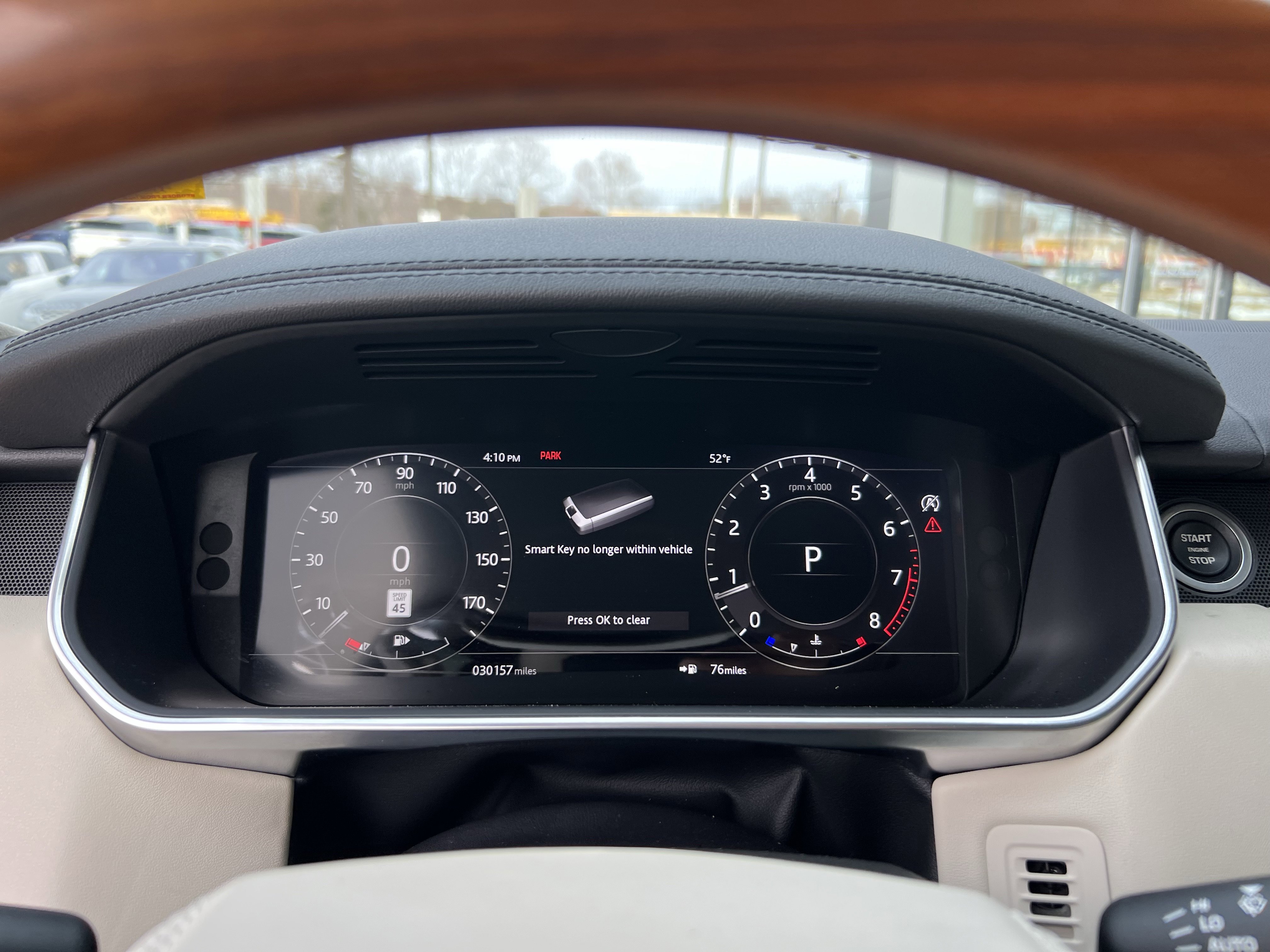 Used 2020 Land Rover Range Rover Long Wheelbase HSE image 21