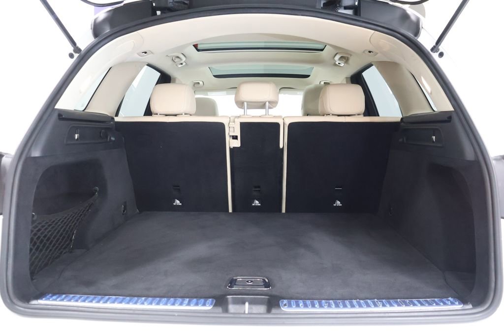 Used 2020 Mercedes-Benz GLC 300 4MATIC image 27