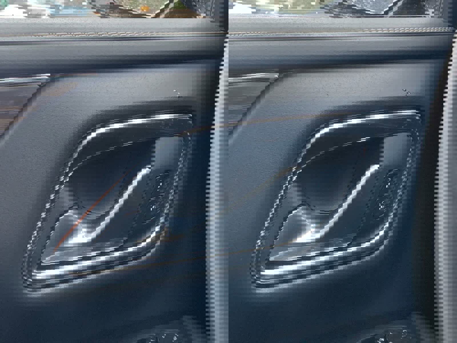 Certified 2024 Chevrolet Tahoe Premier w/ Premium Package 2 image 23