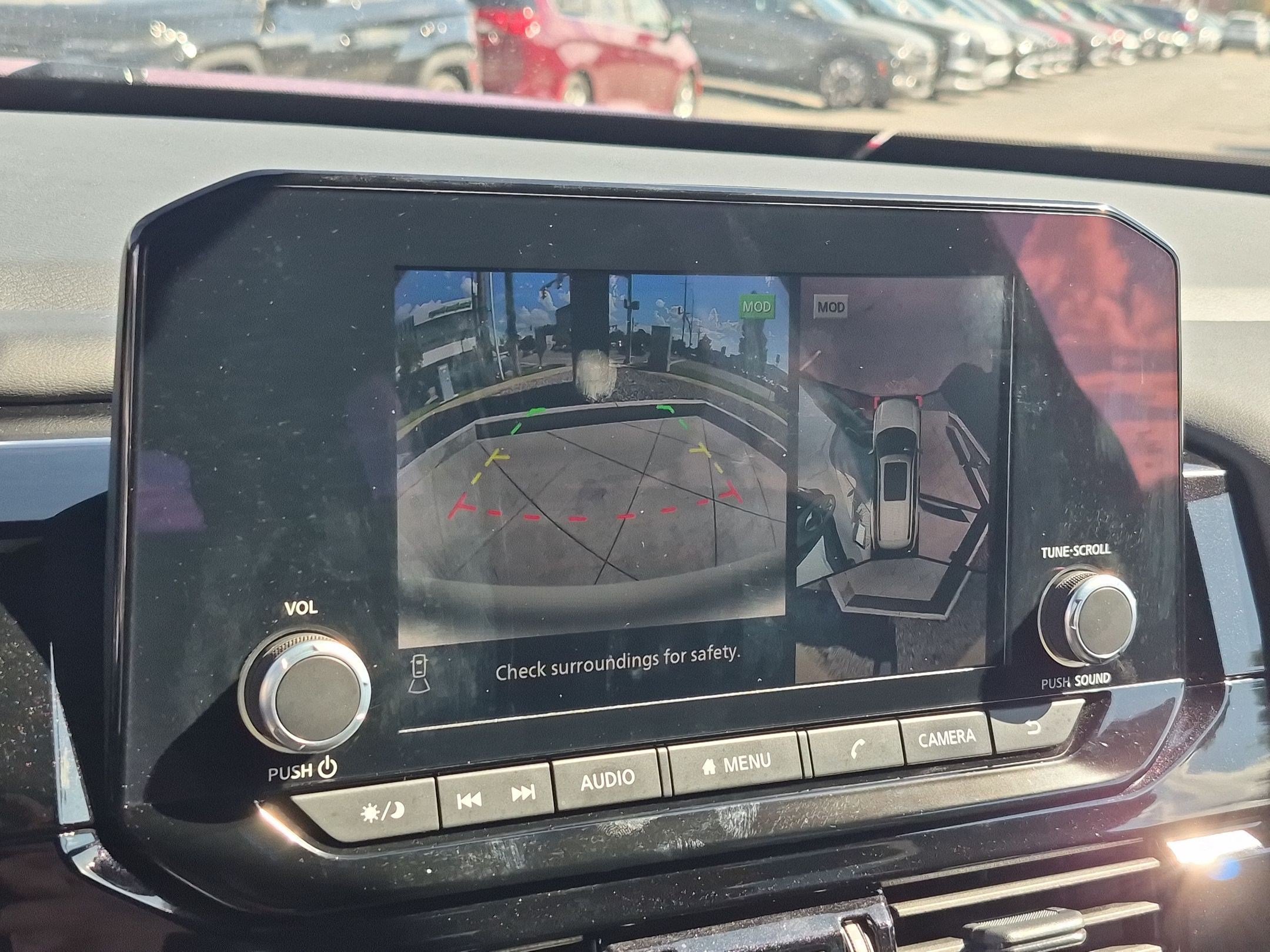 Used 2025 Nissan Pathfinder Rock Creek AWD/4WD image 24
