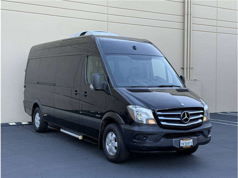 Used 2014 Mercedes-Benz Sprinter 2500 video 1