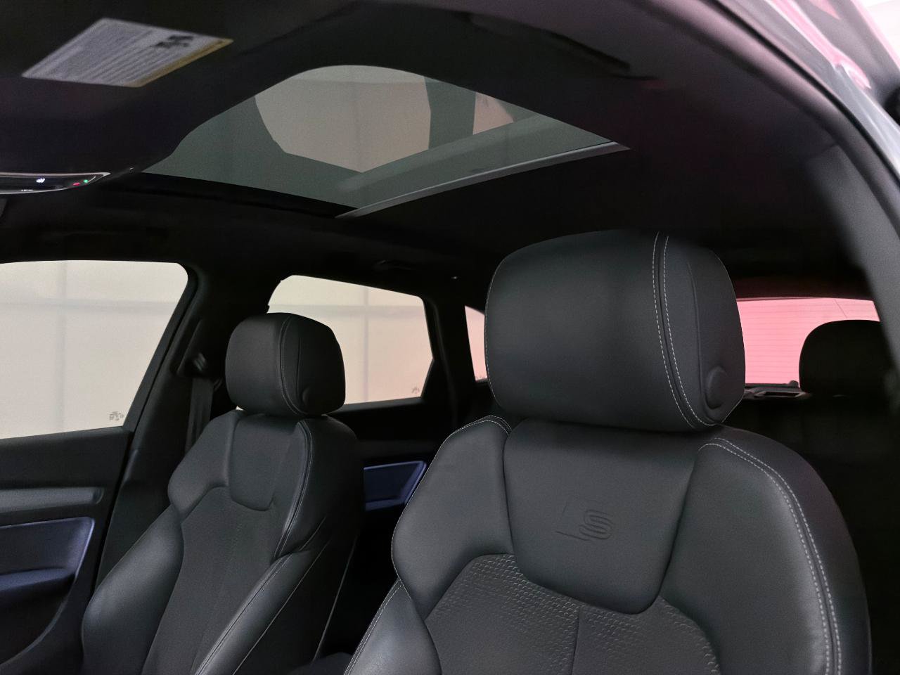 Used 2019 Audi SQ5 Premium w/ Convenience Package AWD/4WD image 21