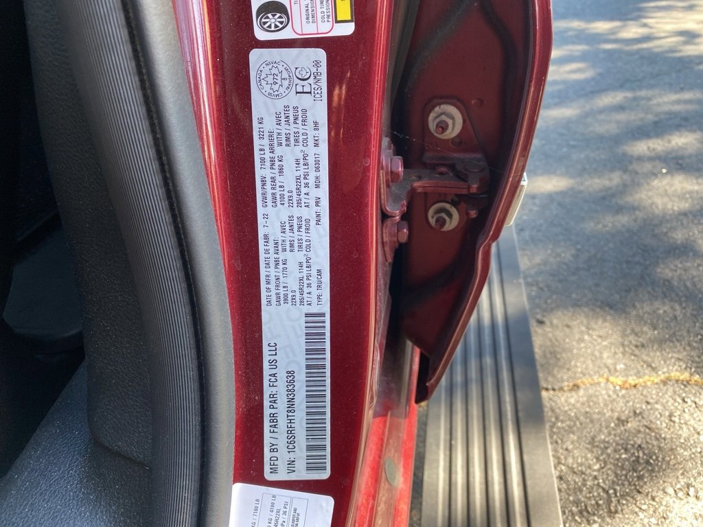 Used 2022 RAM 1500 Limited w/ Body-Colour Bumper Group image 31