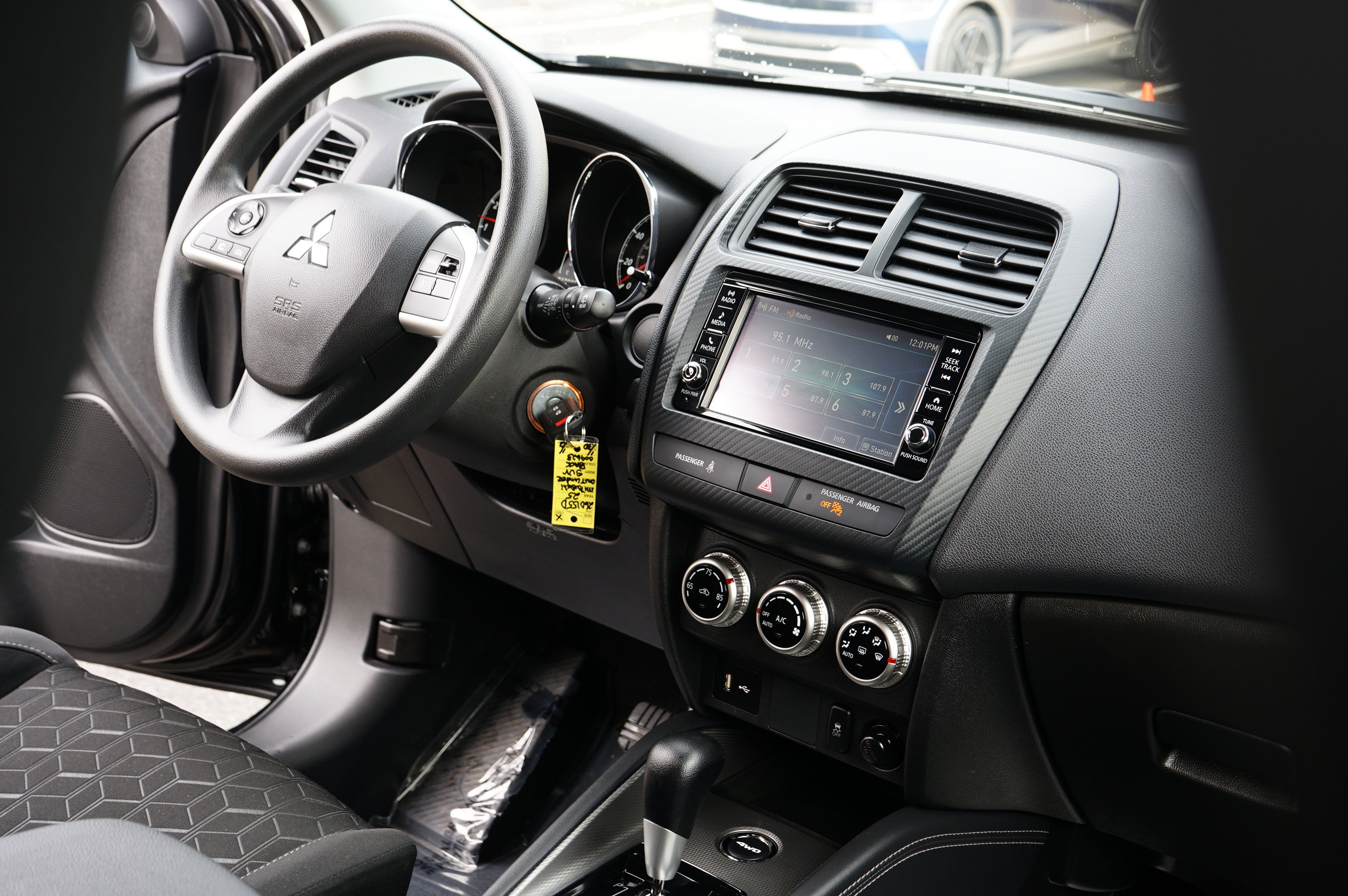 Used 2025 Mitsubishi Outlander Sport ES image 26